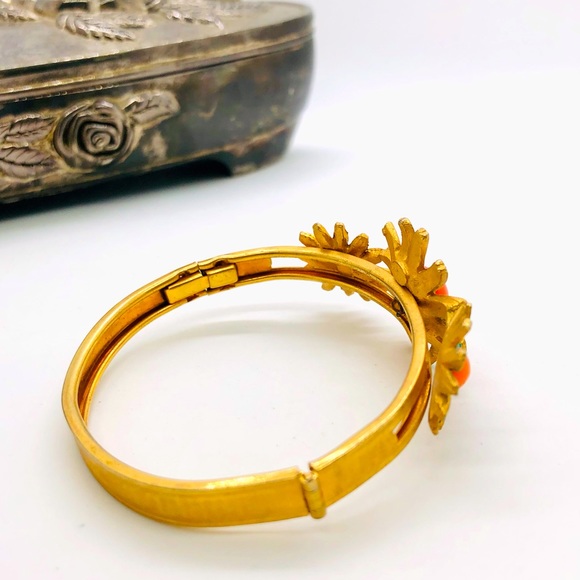 Vintage Weiss Flower Mod Bracelet 🌸 - Picture 13 of 13